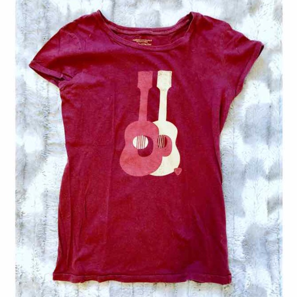 American Eagle Graphic Tee